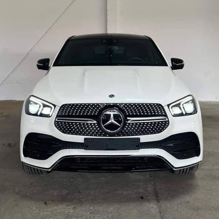 Mercedes-Benz GLE 400d AMG