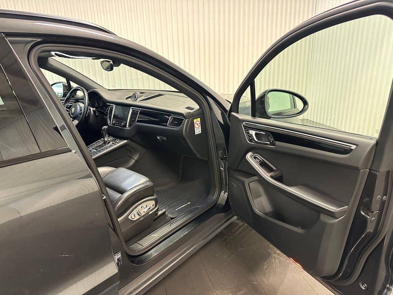 Porsche Macan 2.0 AWD Sportsexos