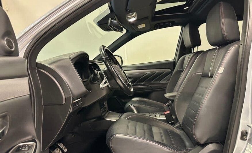 MITSUBISHI OUTLANDER 2.0 / AWD / PHEV / Hybride