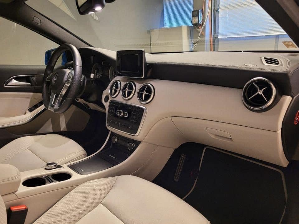 Mercedes-Benz Classe A 180 AMG 1.6 Essence Automatique