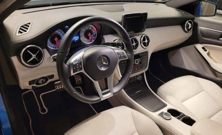 Mercedes-Benz Classe A 180 AMG 1.6 Essence Automatique