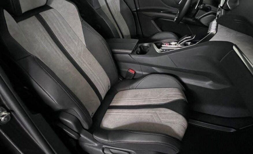 PEUGEOT 3008 GT-Line PHEV 1.6 / Hybride Rechargeable