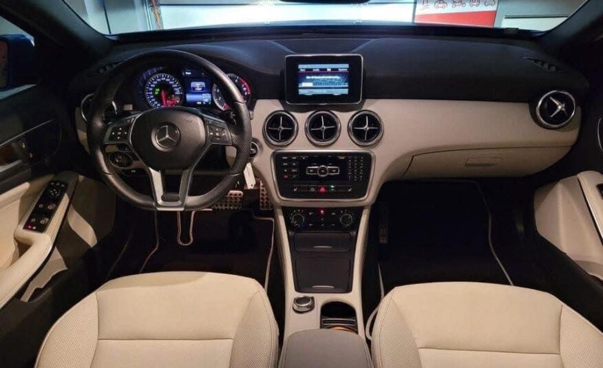 Mercedes-Benz Classe A 180 AMG 1.6 Essence Automatique