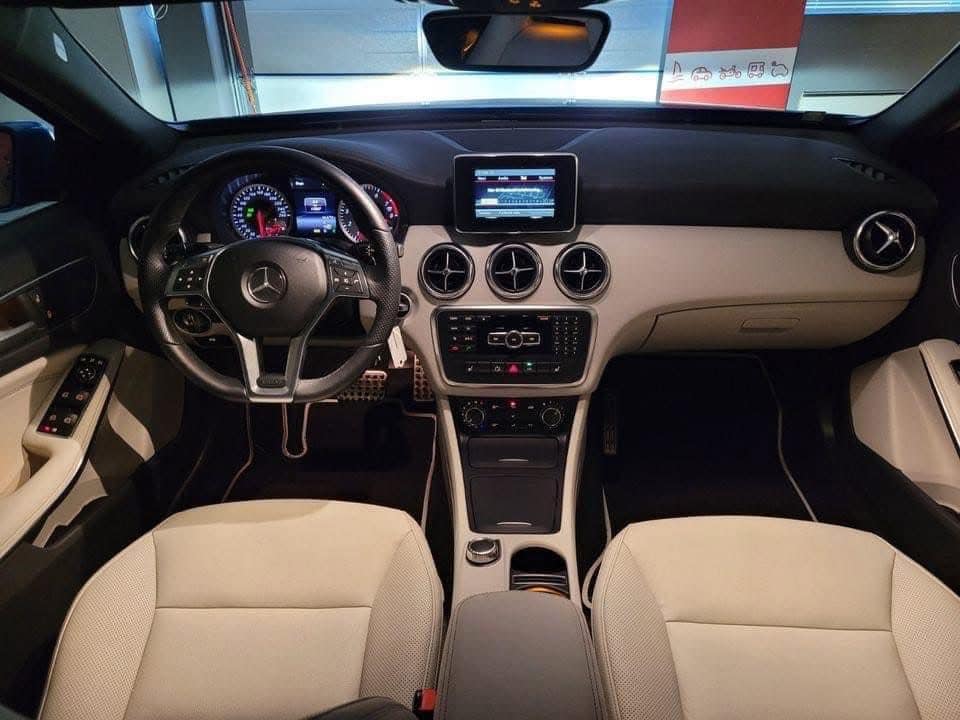 Mercedes-Benz Classe A 180 AMG 1.6 Essence Automatique