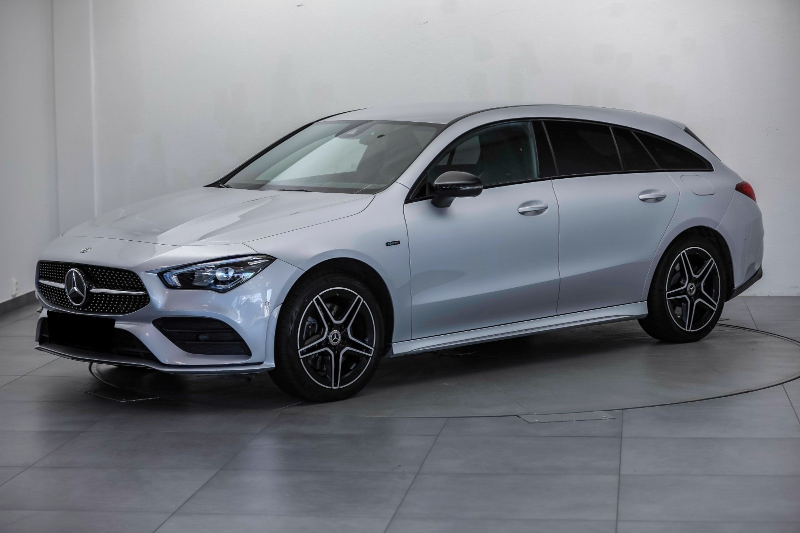 Mercedes-Benz CLA 250e