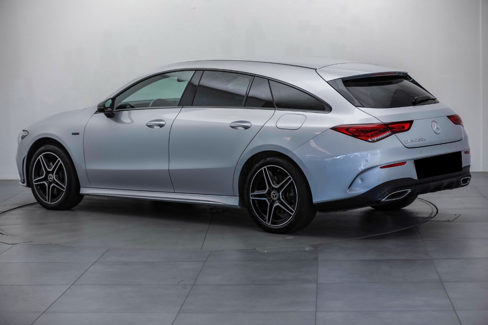 Mercedes-Benz CLA 250e