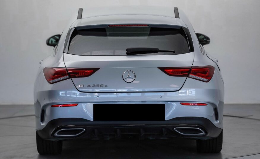 Mercedes-Benz CLA 250e