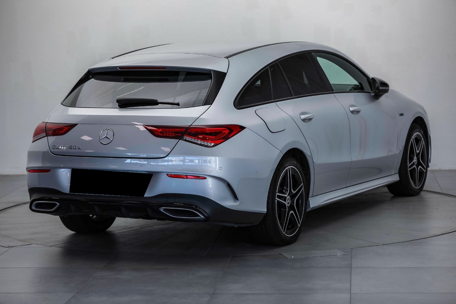 Mercedes-Benz CLA 250e