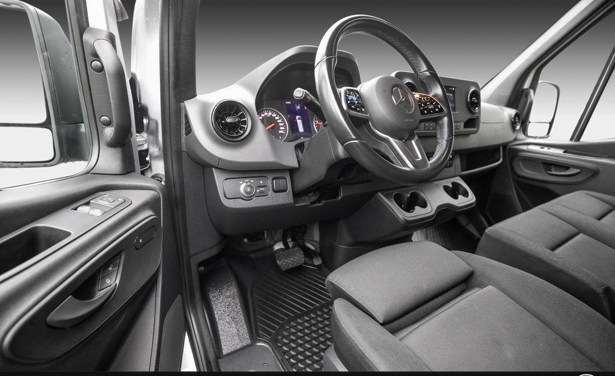 Mercedes-Benz Sprinter