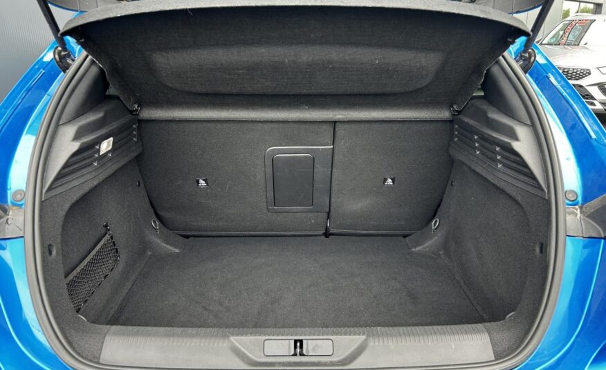 PEUGEOT 308 1.5 BlueHDi 130 EAT8 Allure Pack