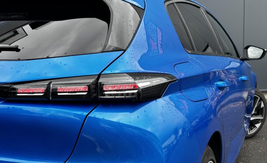 PEUGEOT 308 1.5 BlueHDi 130 EAT8 Allure Pack