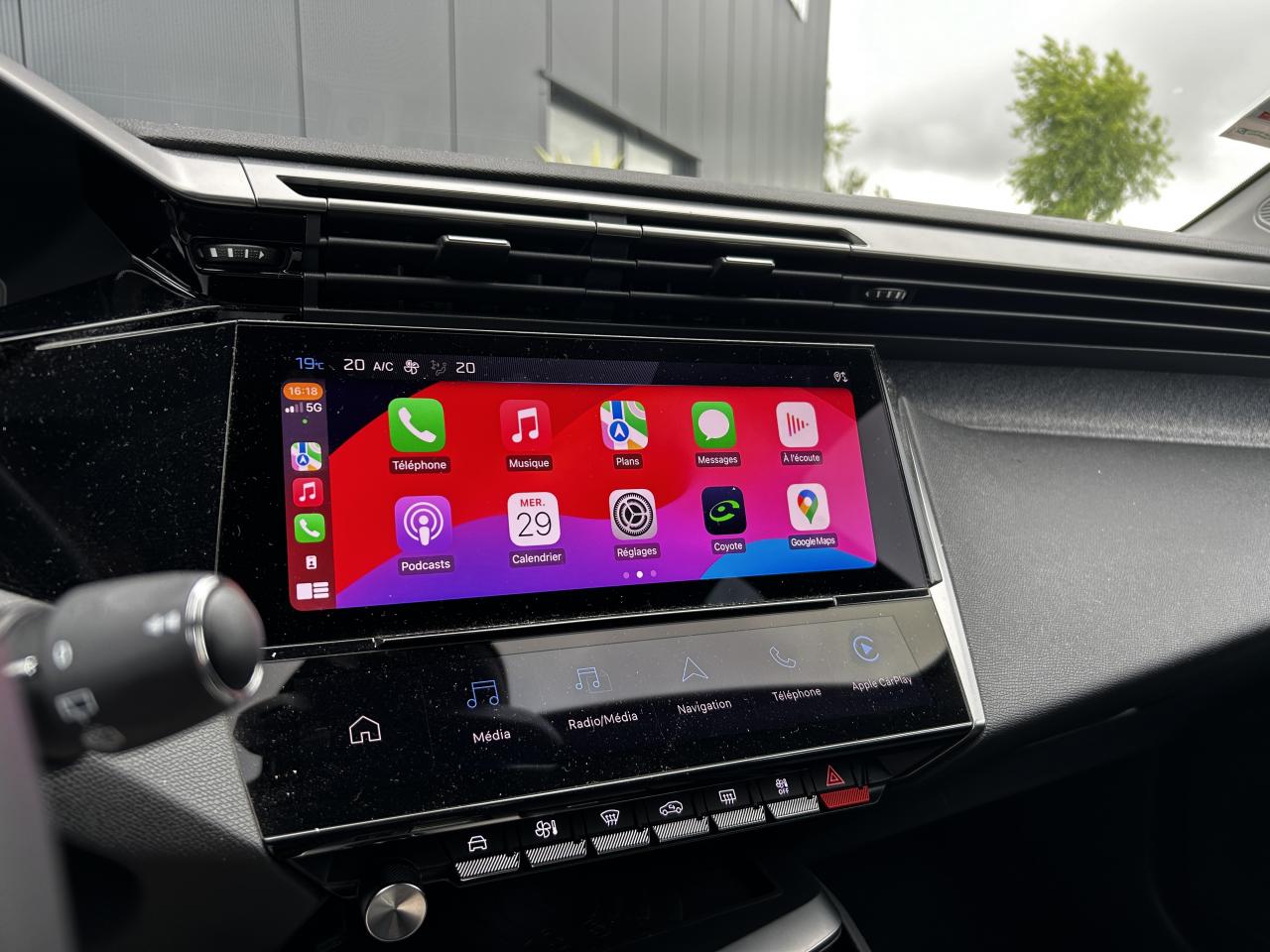 PEUGEOT 308 1.5 BlueHDi 130 EAT8 Allure Pack