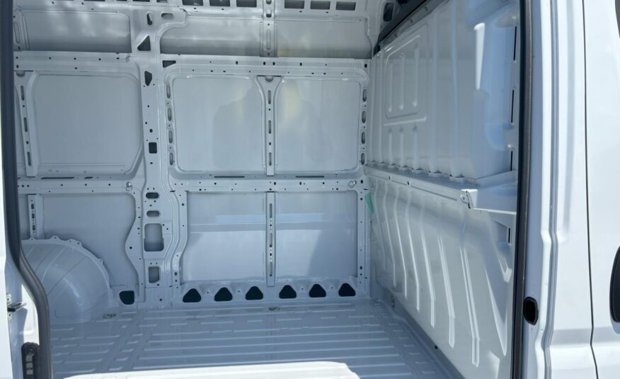 PEUGEOT BOXER L2H2 2.2 BlueHDI 140