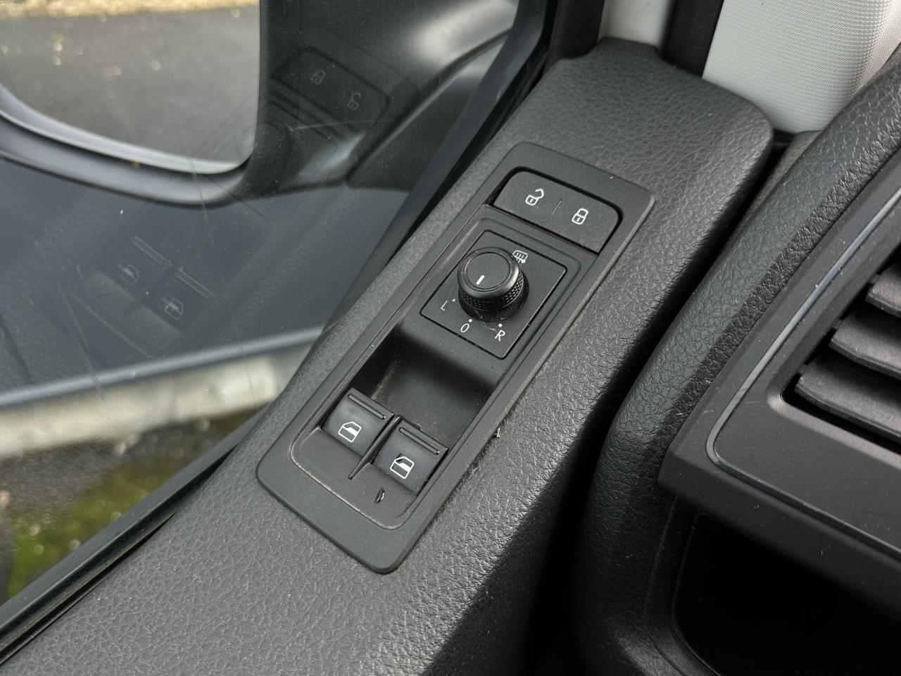 VOLKSWAGEN TRANSPORTER T6 2.0 TDI 150 DSG