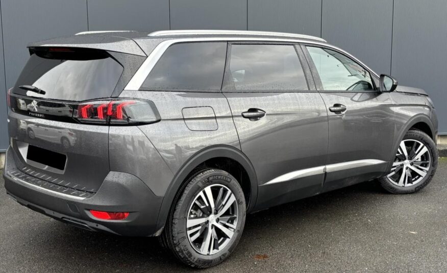 PEUGEOT 5008 1.5 BlueHDI 130 EAT8 Allure Pack