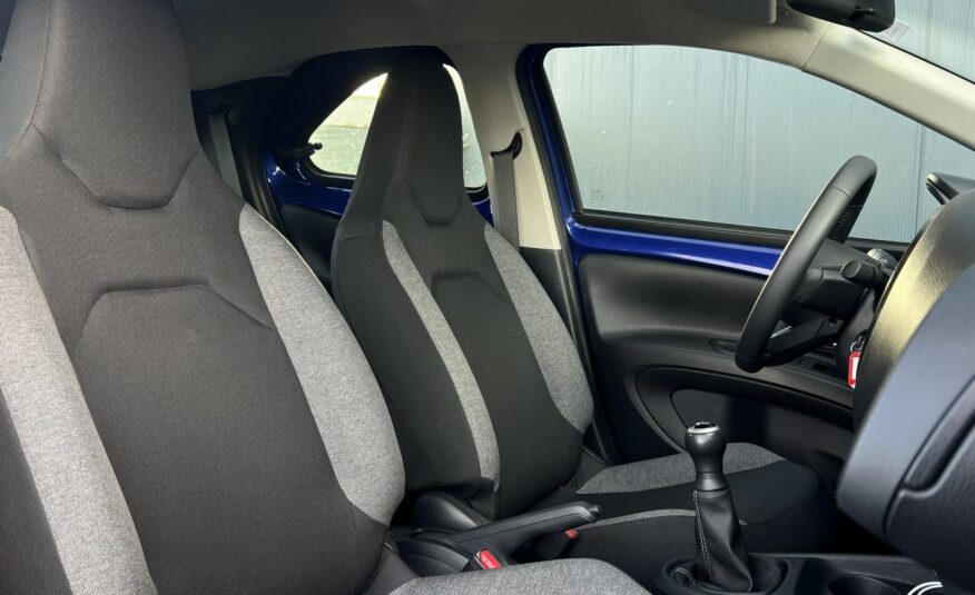 TOYOTA AYGO X 1.0 VVT-i 72 Dynamic