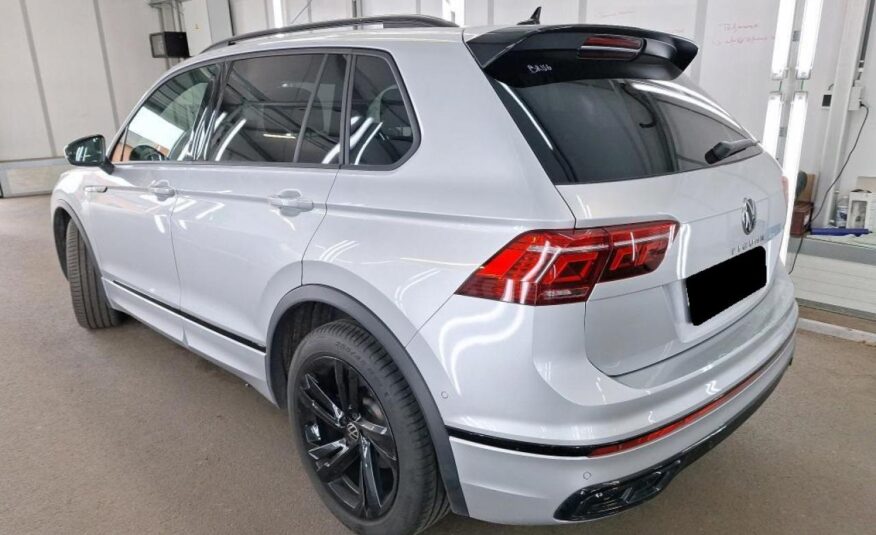 VOLKSWAGEN TIGUAN 1.5 TSI 150 DSG7 R-Line
