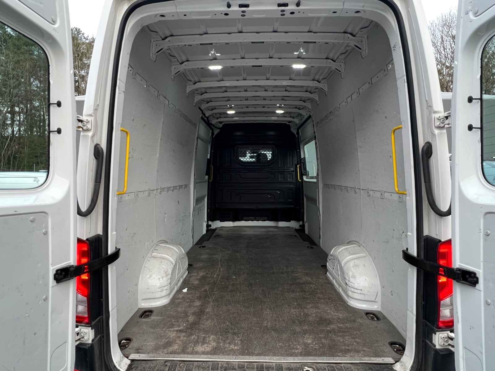 Volkswagen Crafter Fg II 35 L3H3 2.0 TDI 177ch Business Plus