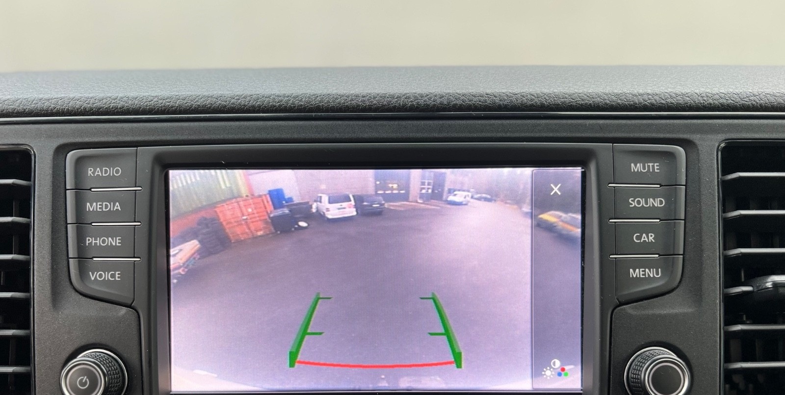 Volkswagen Crafter Fg II 35 L3H3 2.0 TDI 177ch Business Plus