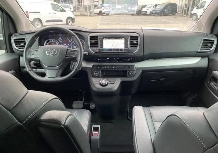 Toyota PROACE Verso 2.0 180 D-4D Executive Techno BVA MC23