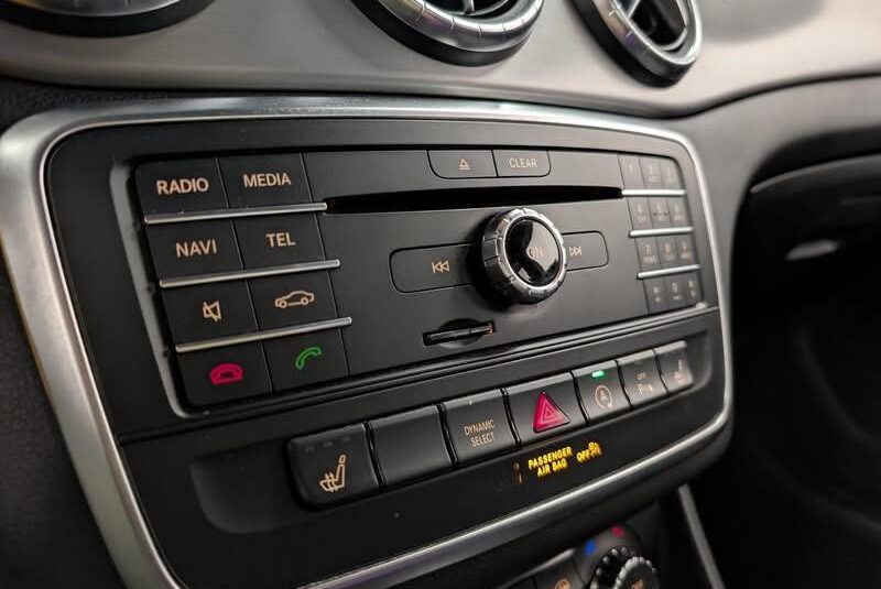 Mercedes-Benz CLA 2 AMG Navi Kamera DAB+