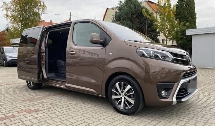 Toyota PROACE Verso 2.0 180 D-4D Executive Techno BVA MC23