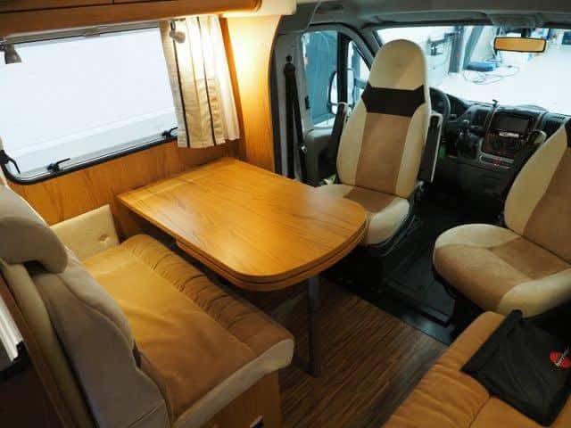 Camping Car FIAT 2.3 131 CH Bürstner Solano T 615