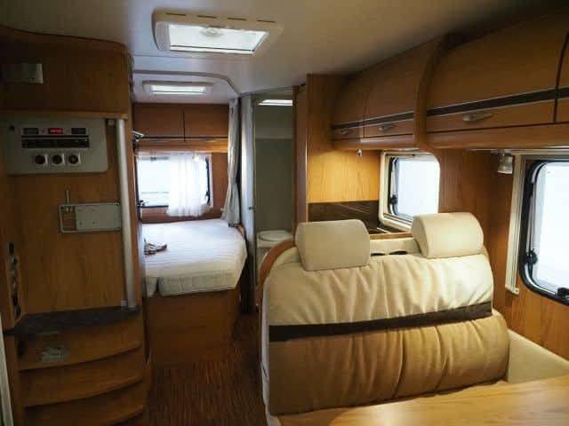 Camping Car FIAT 2.3 131 CH Bürstner Solano T 615