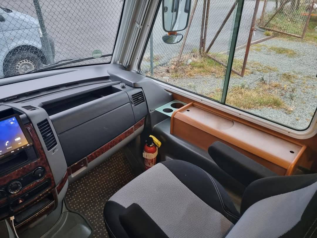 CAMPING CAR MERCEDES 3 L V6 194CV PILOTE EXPLOREUR 733 FG