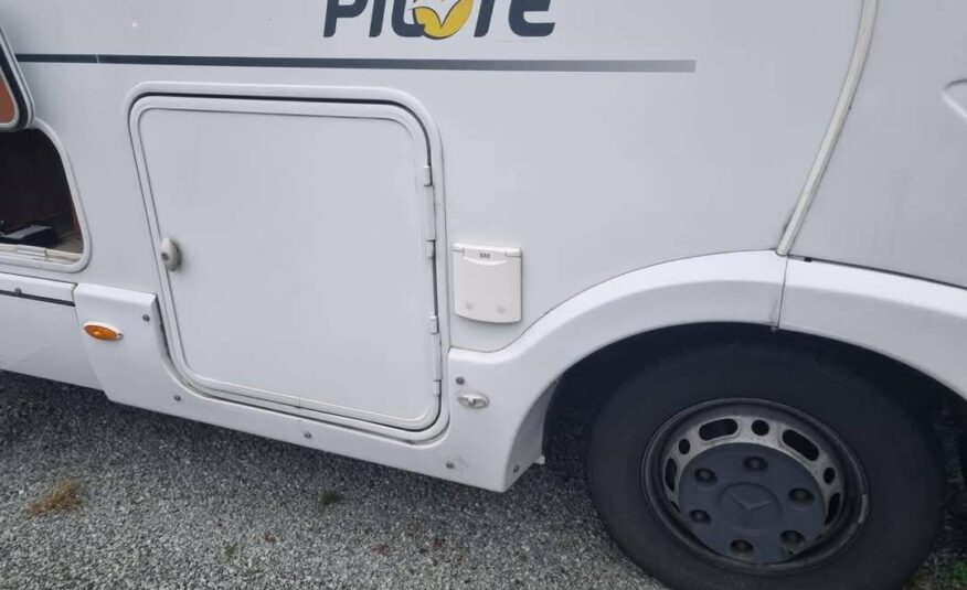 CAMPING CAR MERCEDES 3 L V6 194CV PILOTE EXPLOREUR 733 FG