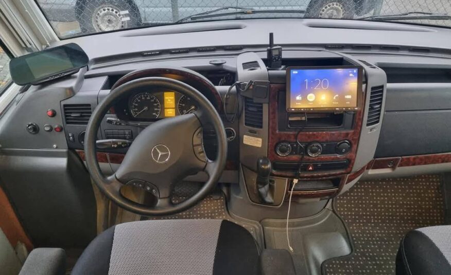 CAMPING CAR MERCEDES 3 L V6 194CV PILOTE EXPLOREUR 733 FG