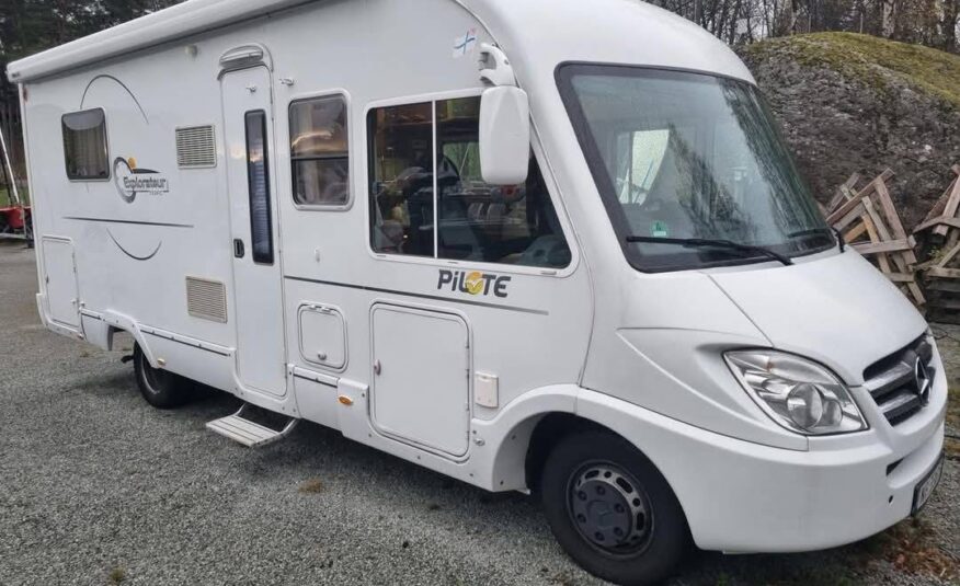 CAMPING CAR MERCEDES 3 L V6 194CV PILOTE EXPLOREUR 733 FG