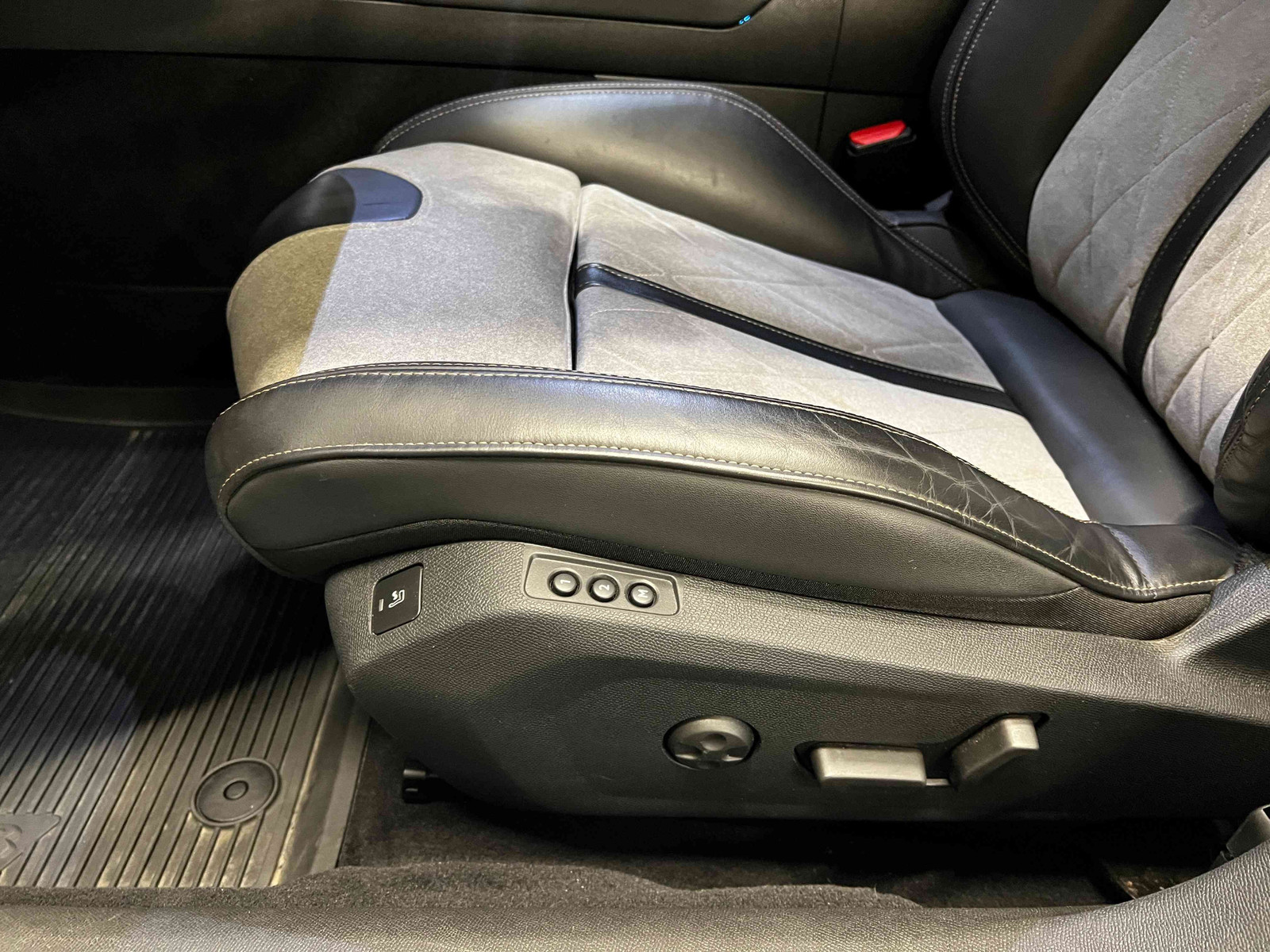 Peugeot 508 SW II HYBRID4 360ch e-EAT8 SPORT ENGINEERED