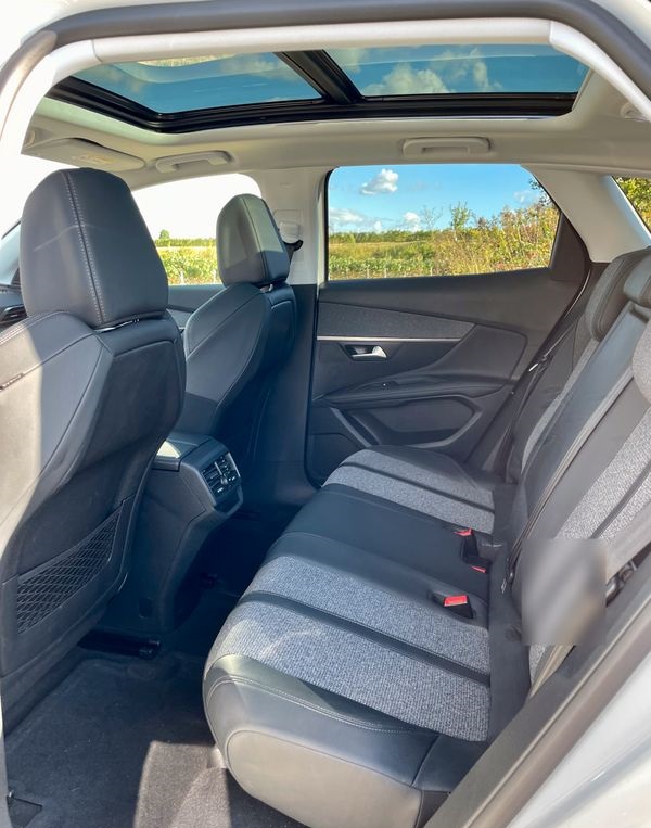 Peugeot 3008 Allure Business BlueHDI 130 S&S EAT8