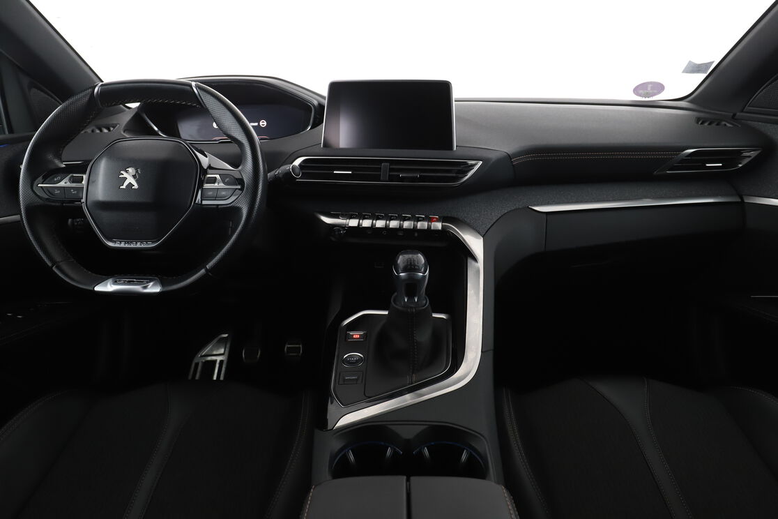 Peugeot 3008 1.2 Puretech 130 BVM6 Crossway